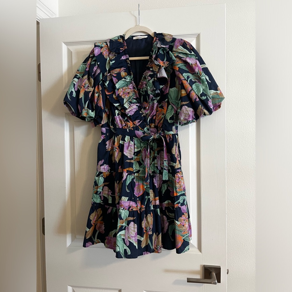 Love the Label dress.
